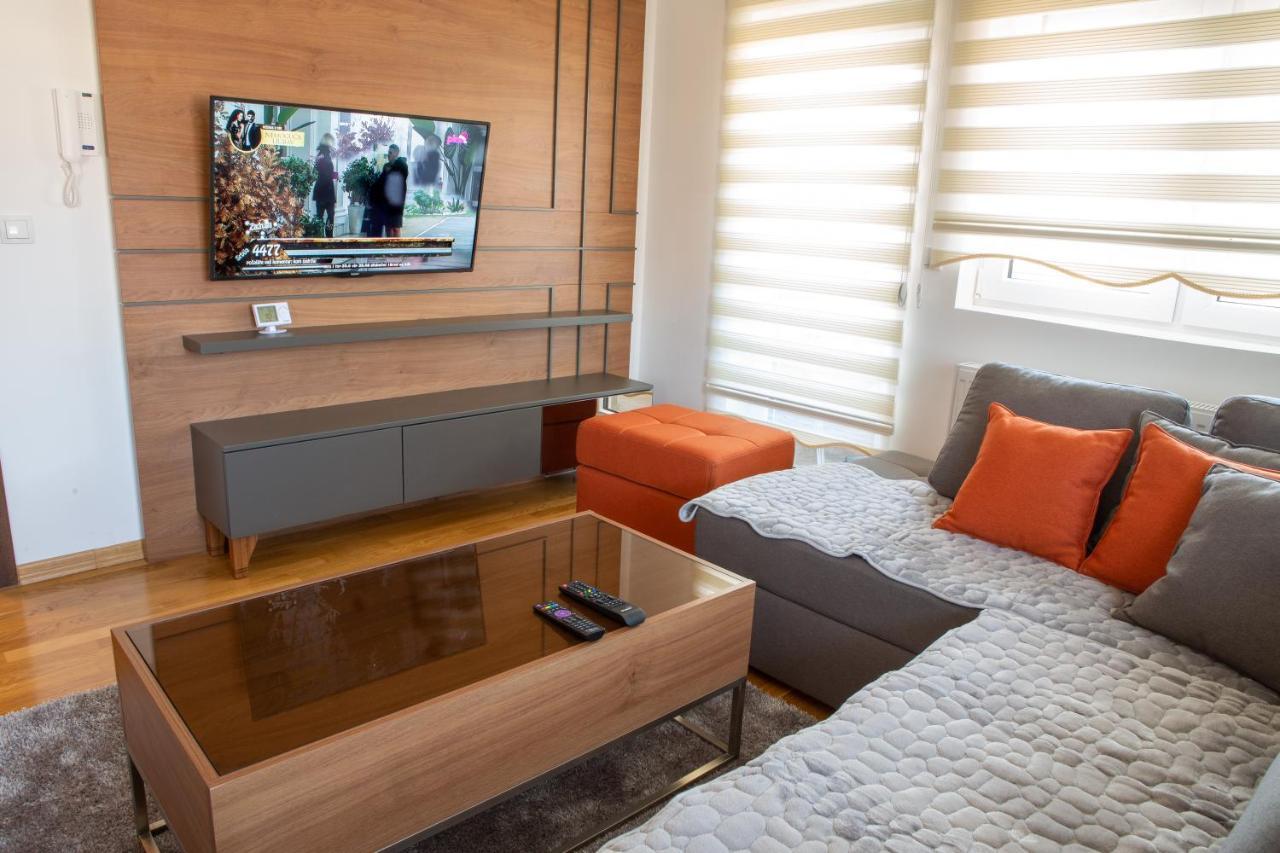 Novi Pazar Apartman Lux Exterior photo