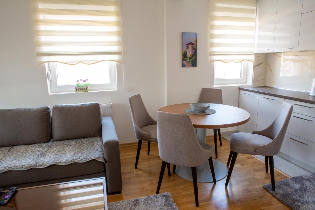 Novi Pazar Apartman Lux Exterior photo