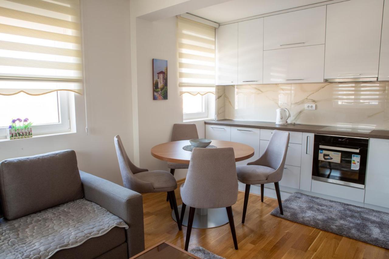 Novi Pazar Apartman Lux Exterior photo
